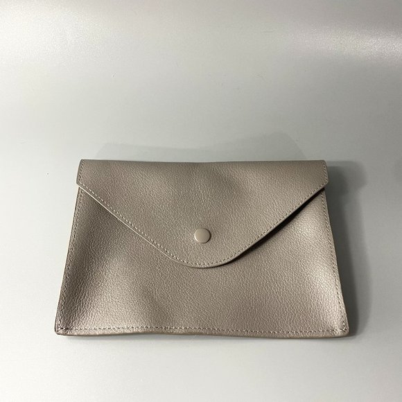 David Yurman Gray Genuine Leather Clutch - Picture 1 of 12